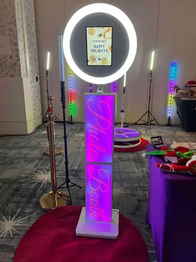 Clyde Side Events Halo Selfie Booth